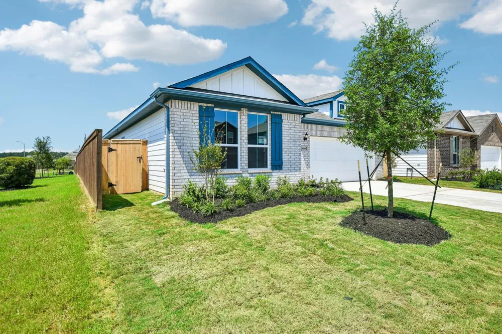 4646 Coral Bean Street Pinehurst, TX 77362