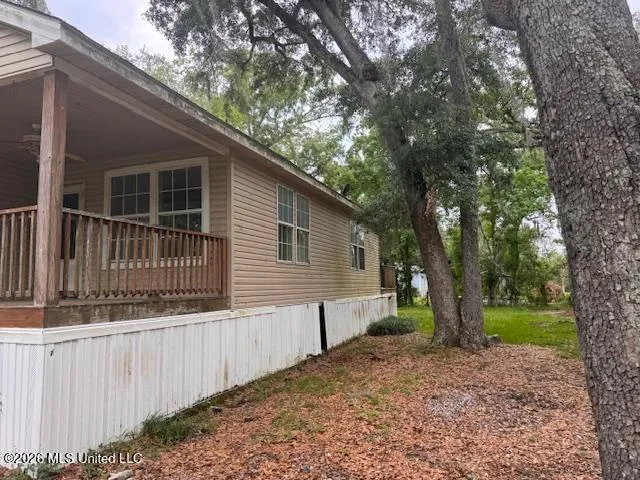 16034 Apia Road Pearlington, MS 39572