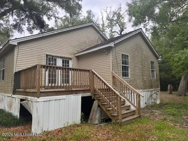 16034 Apia Road Pearlington, MS 39572