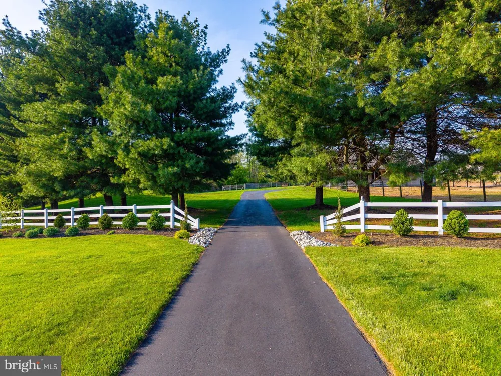 127 FAIRHILL SCHOOL ROAD Hilltown, PA 18927