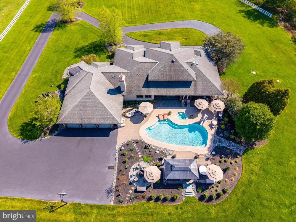 127 FAIRHILL SCHOOL ROAD Hilltown, PA 18927