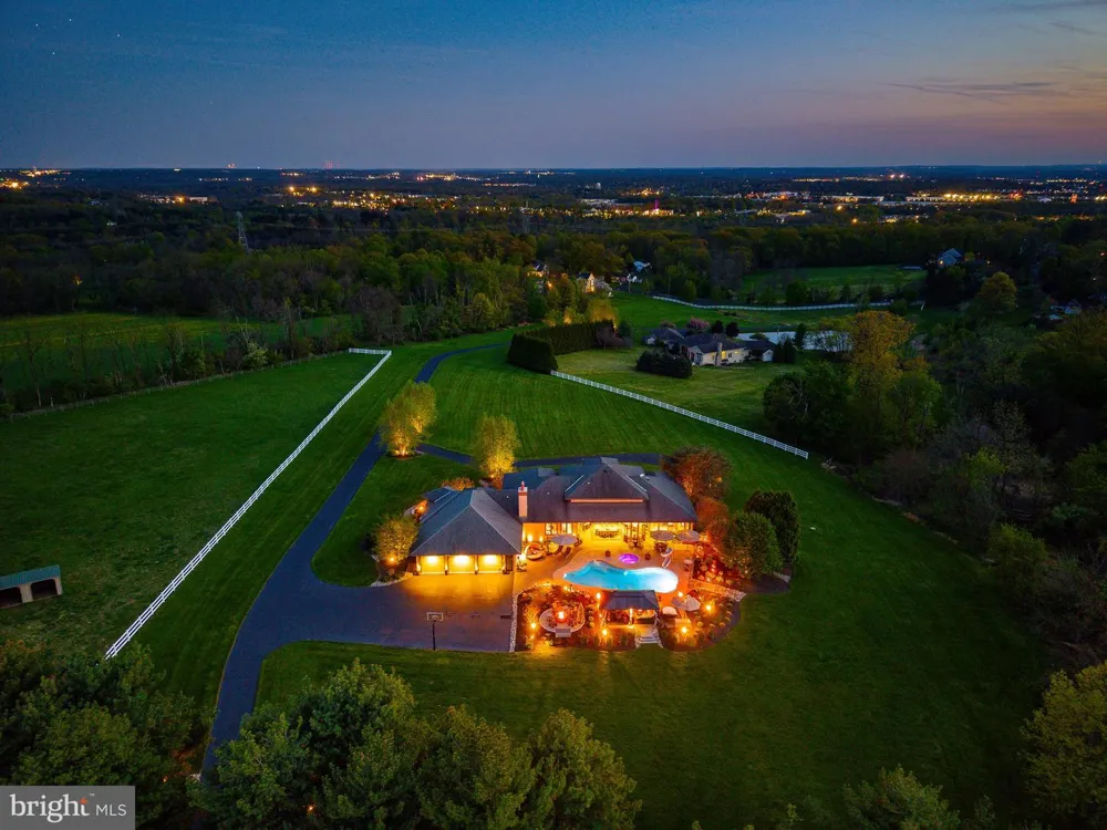 127 FAIRHILL SCHOOL ROAD Hilltown, PA 18927