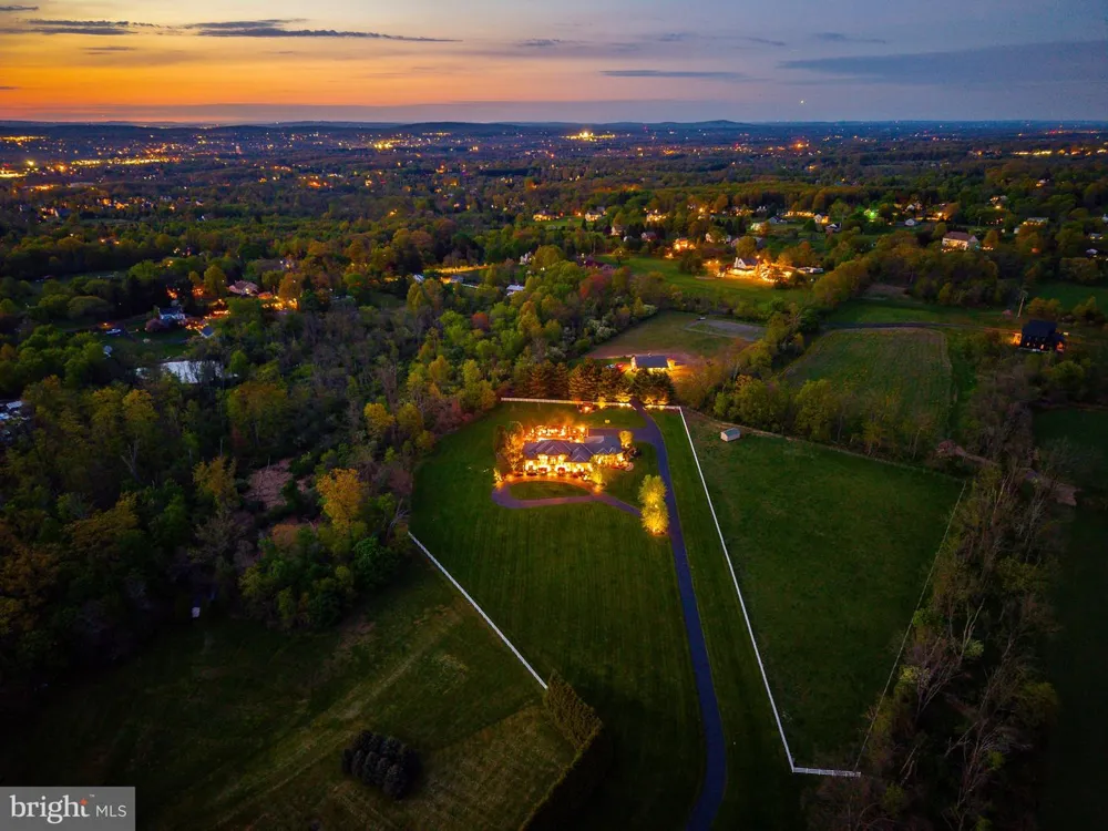 127 FAIRHILL SCHOOL ROAD Hilltown, PA 18927