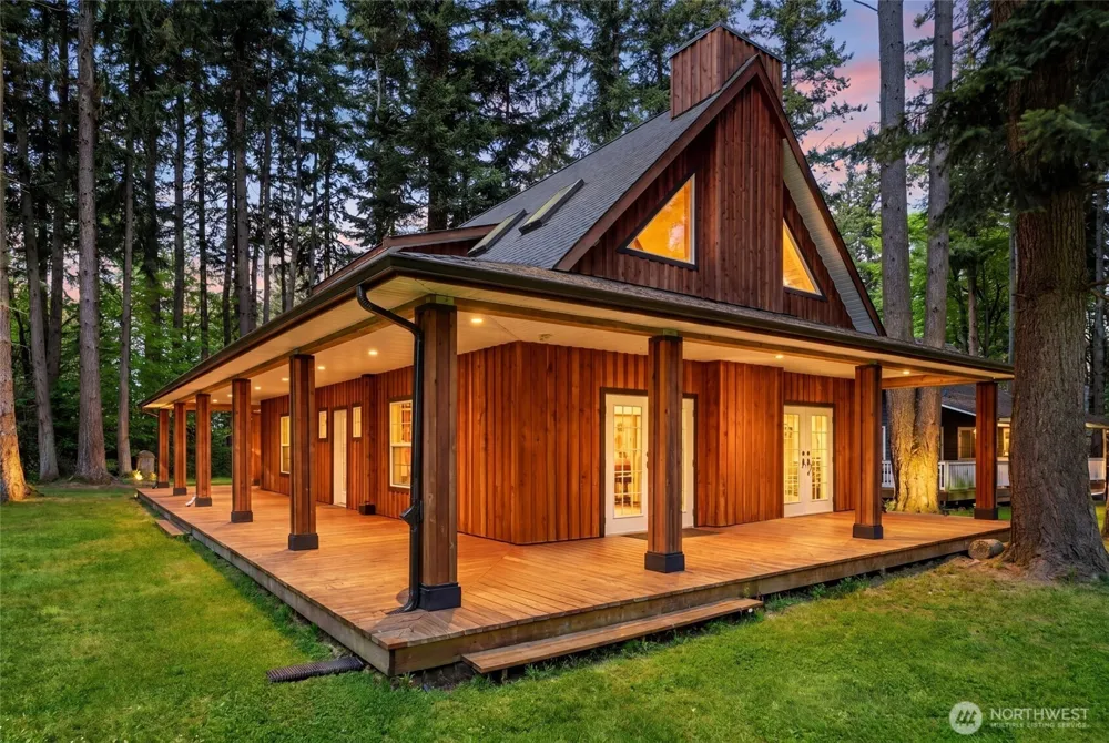 33 G Mukilteo Way Hat Island, WA 98206