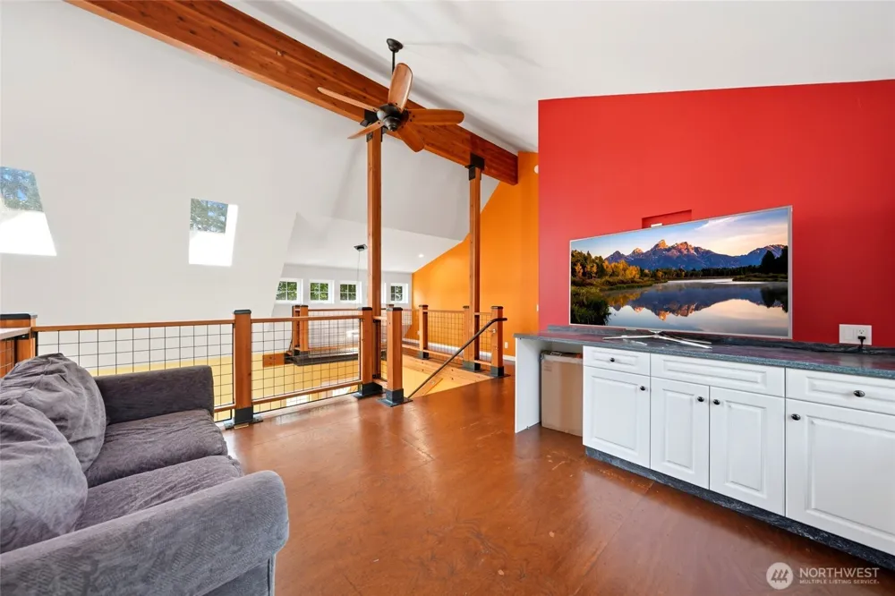 33 G Mukilteo Way Hat Island, WA 98206