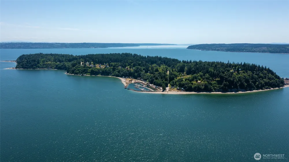 33 G Mukilteo Way Hat Island, WA 98206