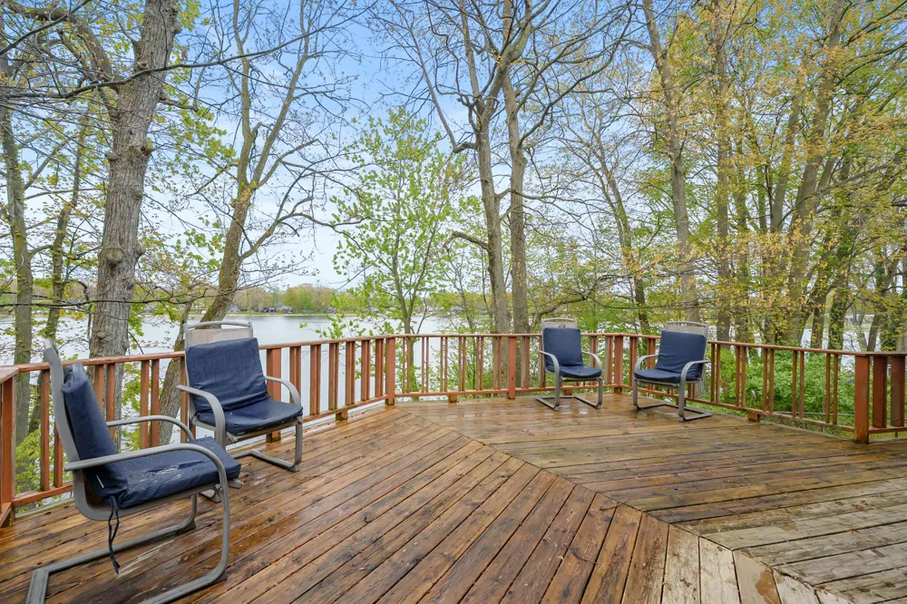 28323 Northern Bluff Drive Pine Grove Township, MI 49055