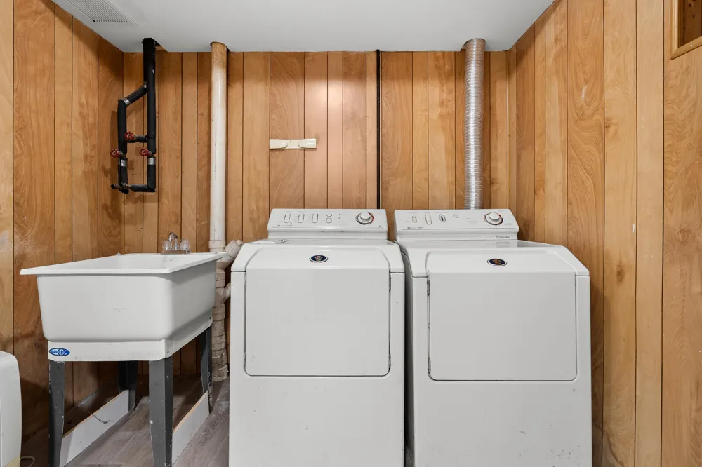28323 Northern Bluff Drive Pine Grove Township, MI 49055