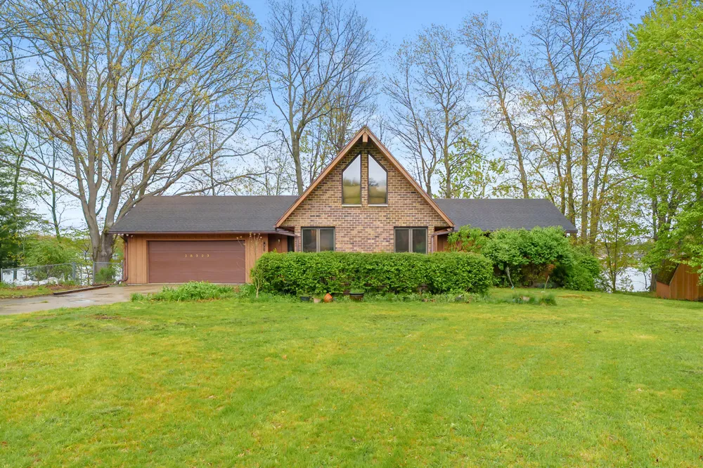 28323 Northern Bluff Drive Pine Grove Township, MI 49055