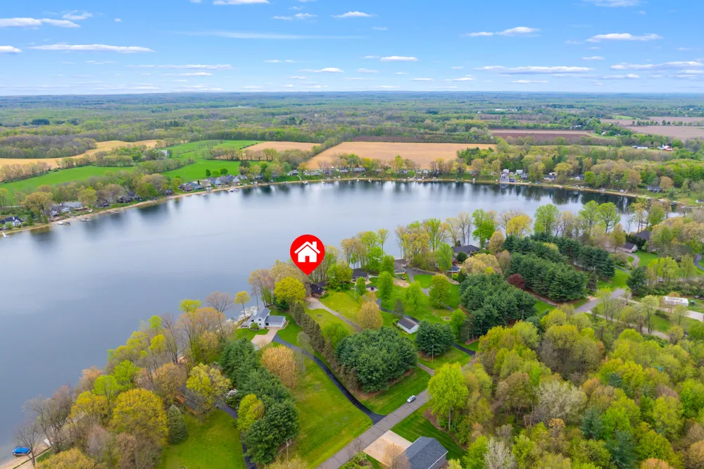 28323 Northern Bluff Drive Pine Grove Township, MI 49055