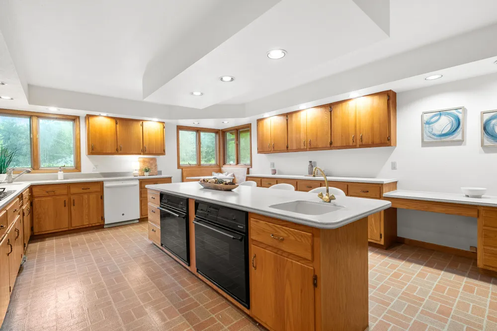 28323 Northern Bluff Drive Pine Grove Township, MI 49055