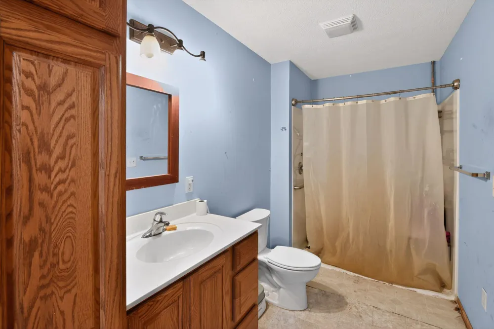 5142 State Road Emerson Township, MI 48801