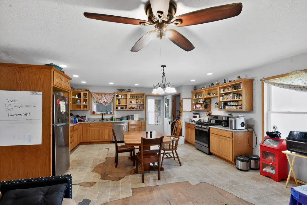 5142 State Road Emerson Township, MI 48801