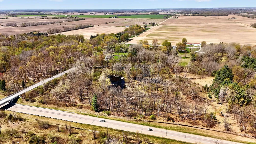 5142 State Road Emerson Township, MI 48801