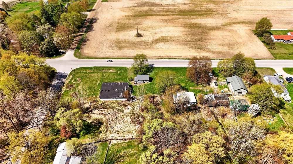 5142 State Road Emerson Township, MI 48801