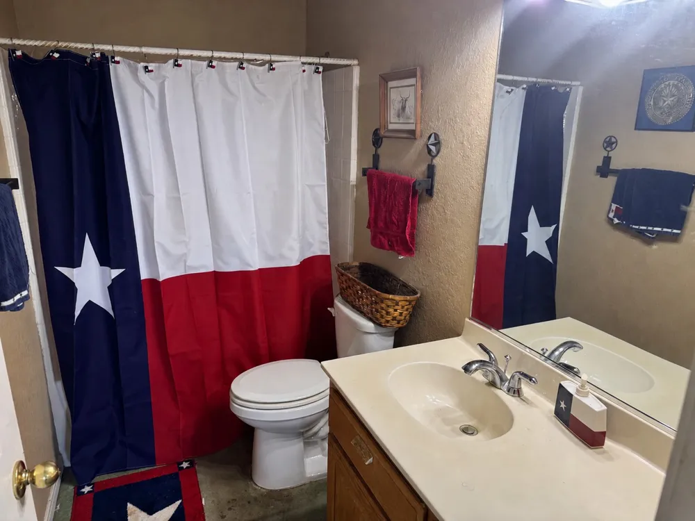 460 Private Road 1236 Lampasas, TX 76550