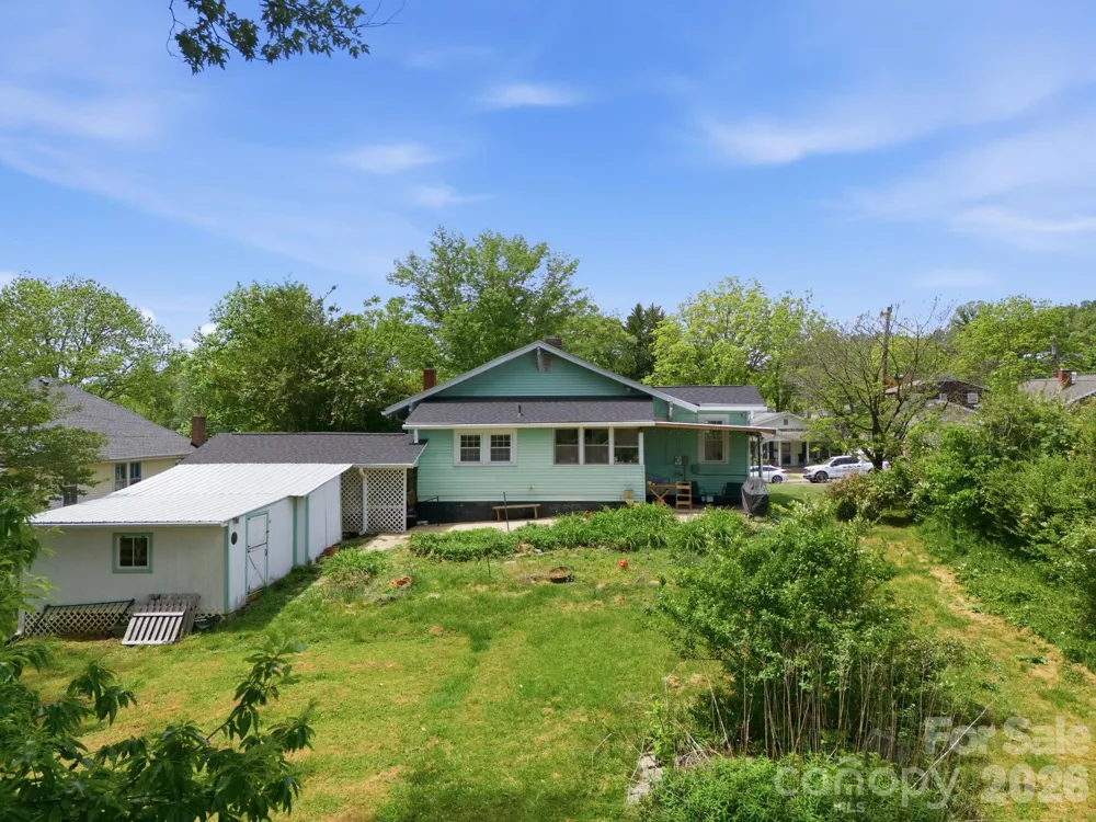 77 Pulliam Street Marion, NC 28752