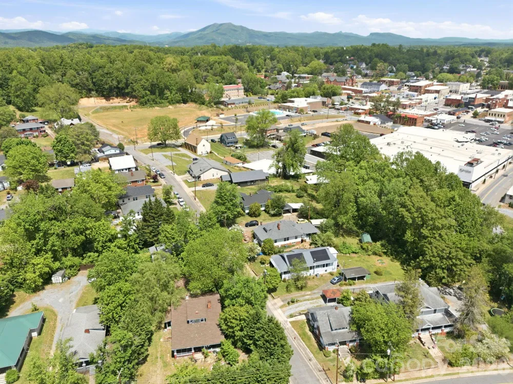 77 Pulliam Street Marion, NC 28752