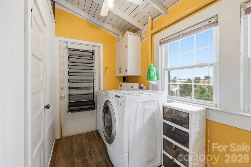 77 Pulliam Street Marion, NC 28752