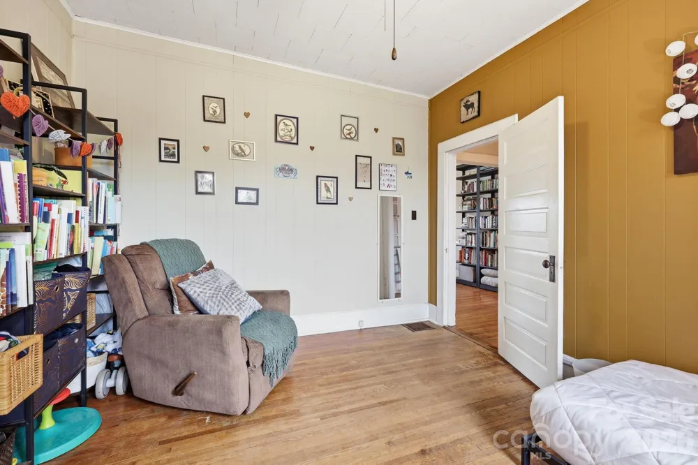 77 Pulliam Street Marion, NC 28752