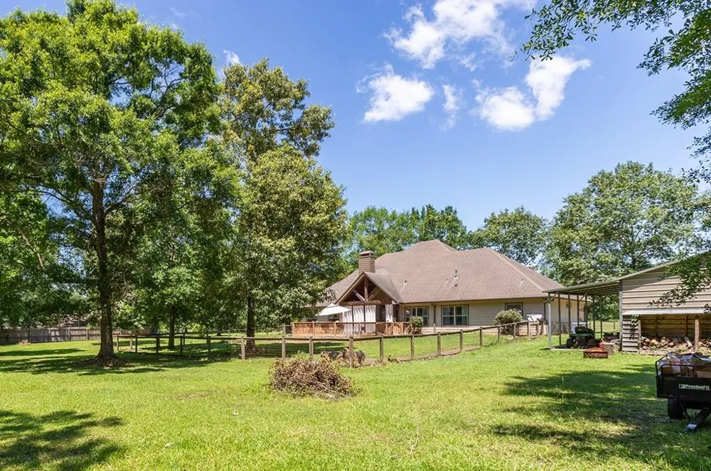 1171 Old Ewing Road Lufkin, TX 75901