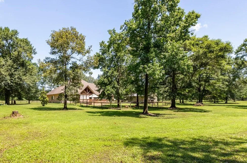 1171 Old Ewing Road Lufkin, TX 75901
