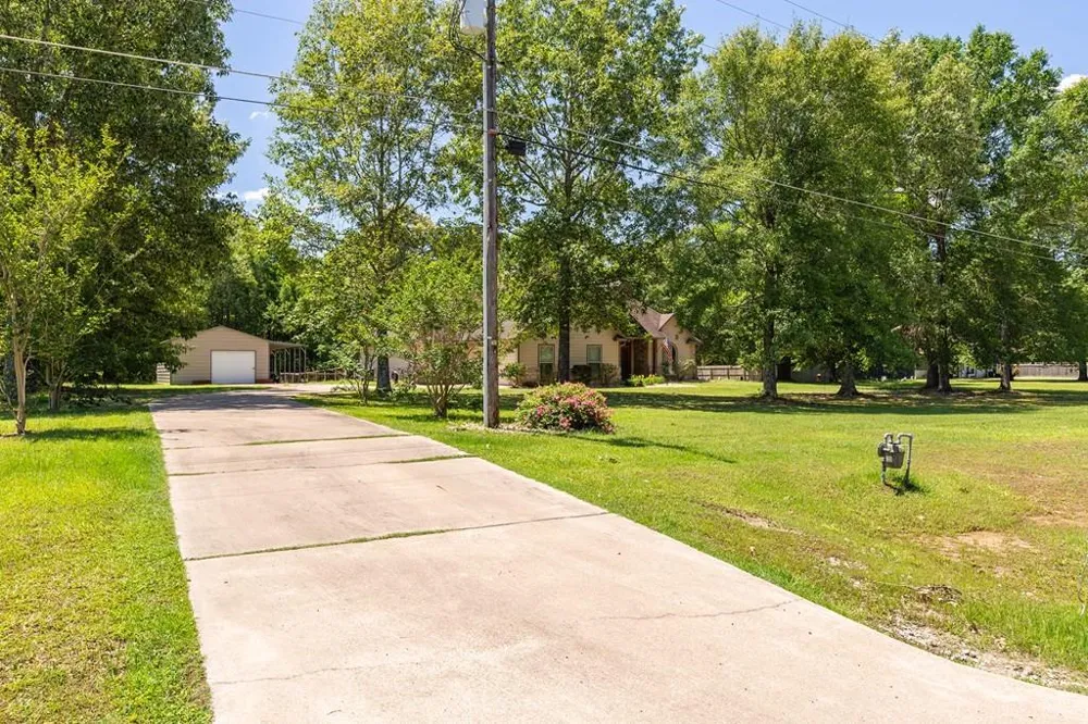 1171 Old Ewing Road Lufkin, TX 75901