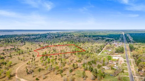 8 Eagle Falls Boulevard