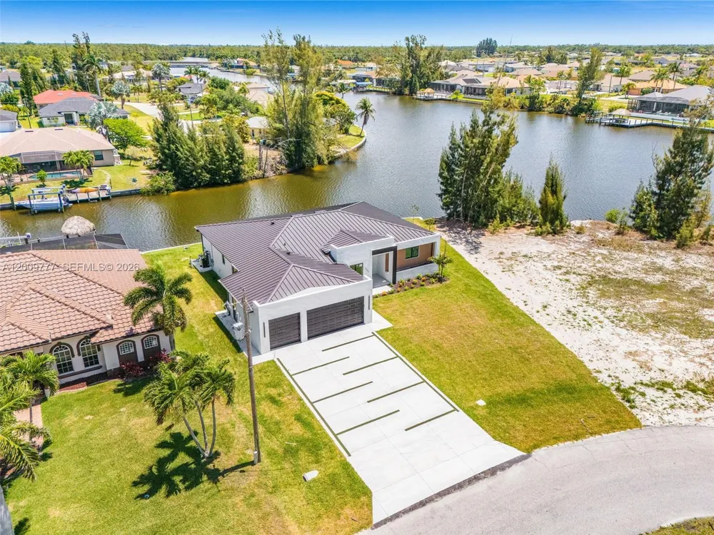 2303 NW 35 AVE Cape Coral, FL 33993