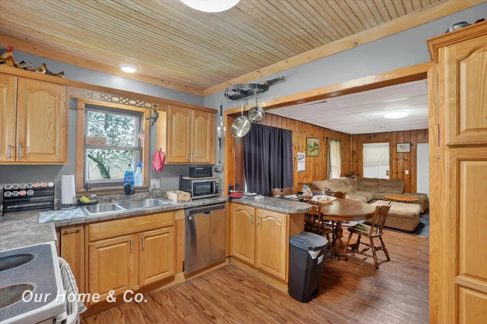 6058 Thomas Street Richfield Township, MI 48423
