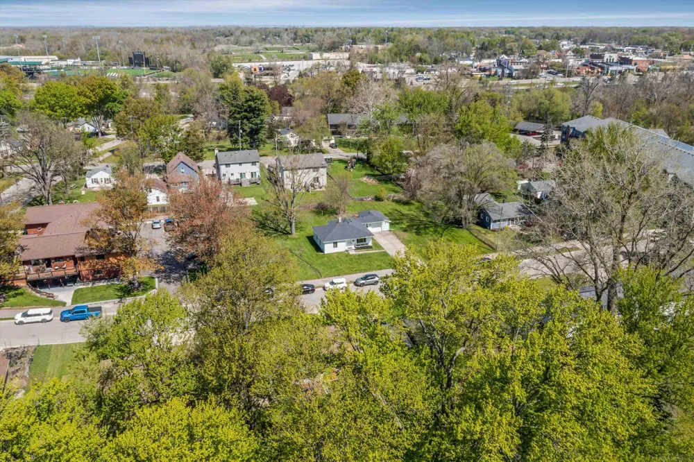 7553 Nichols Street Utica City, MI 48317