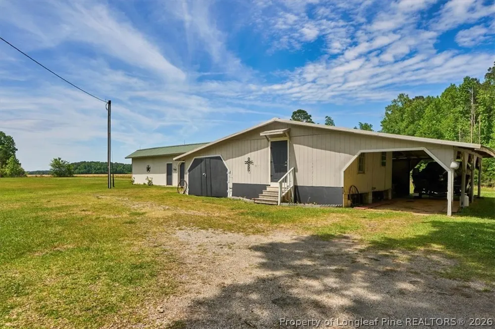 7266 Pleasant Hope Rd Road Fairmont, NC 28340