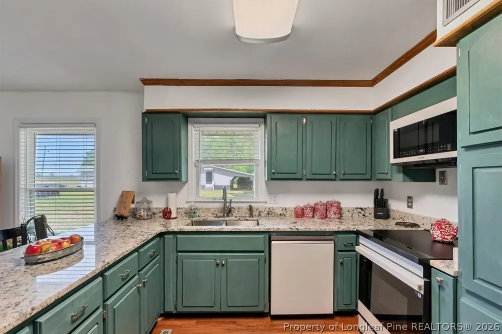 7266 Pleasant Hope Rd Road Fairmont, NC 28340