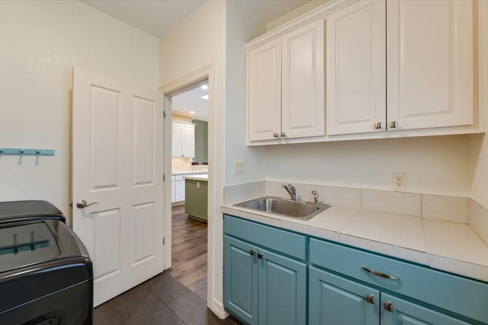 2300 FOUNDERS CIRCLE Spicewood, TX 78669