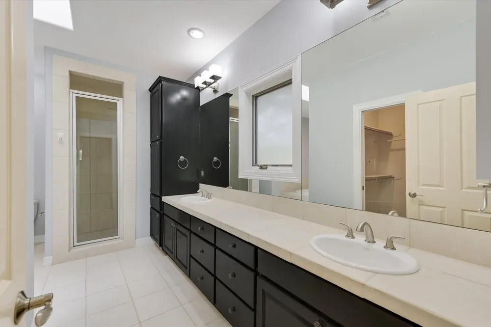 2300 FOUNDERS CIRCLE Spicewood, TX 78669