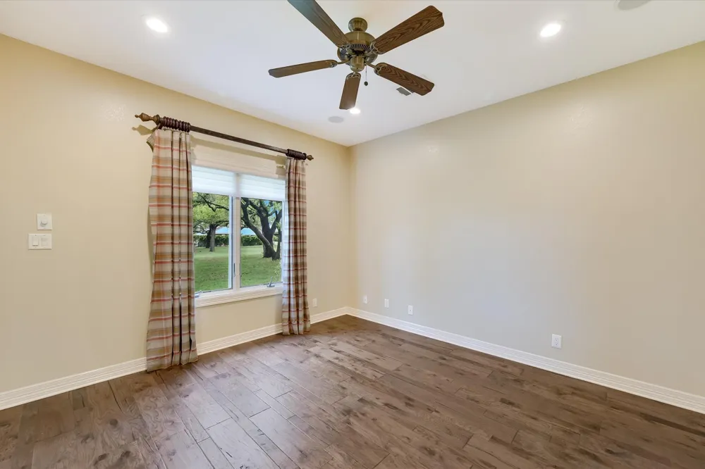 2300 FOUNDERS CIRCLE Spicewood, TX 78669