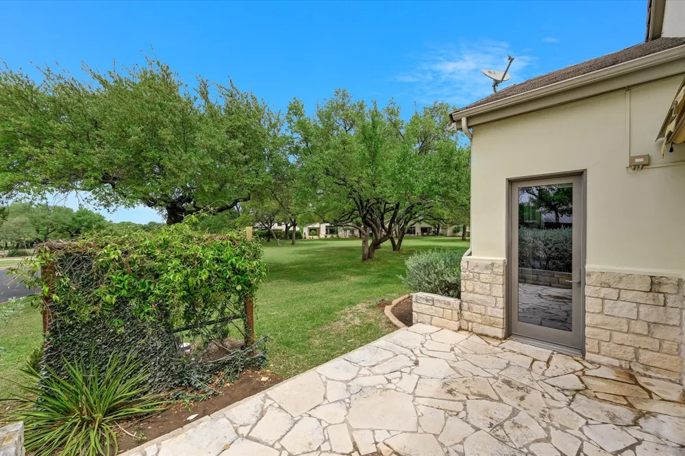2300 FOUNDERS CIRCLE Spicewood, TX 78669