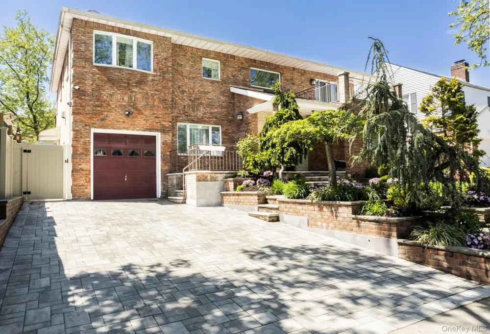 219-26 Peck Avenue Hollis Hills, NY 11427
