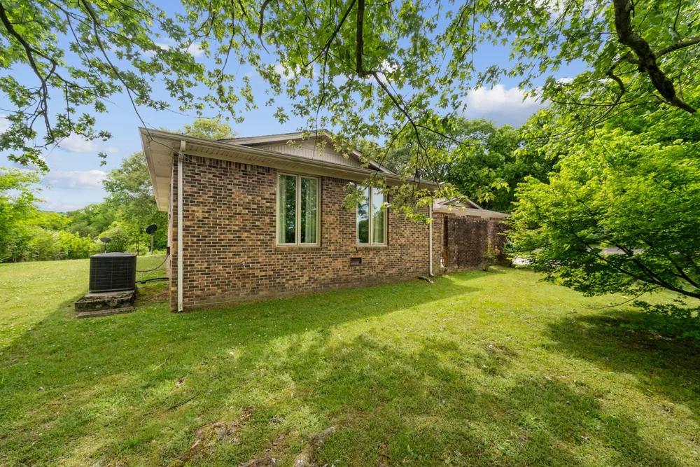 4083 Fayetteville Hwy Petersburg, TN 37144