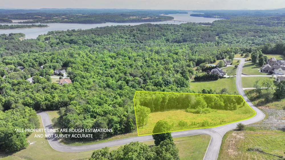 13 Riversound Drive Dayton, TN 37321