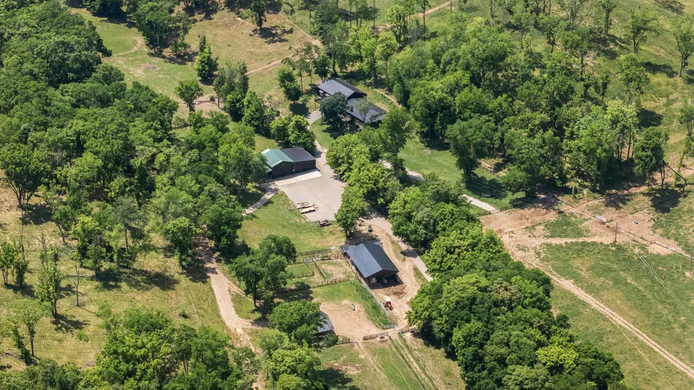 4303 Moore Ln Culleoka, TN 38451