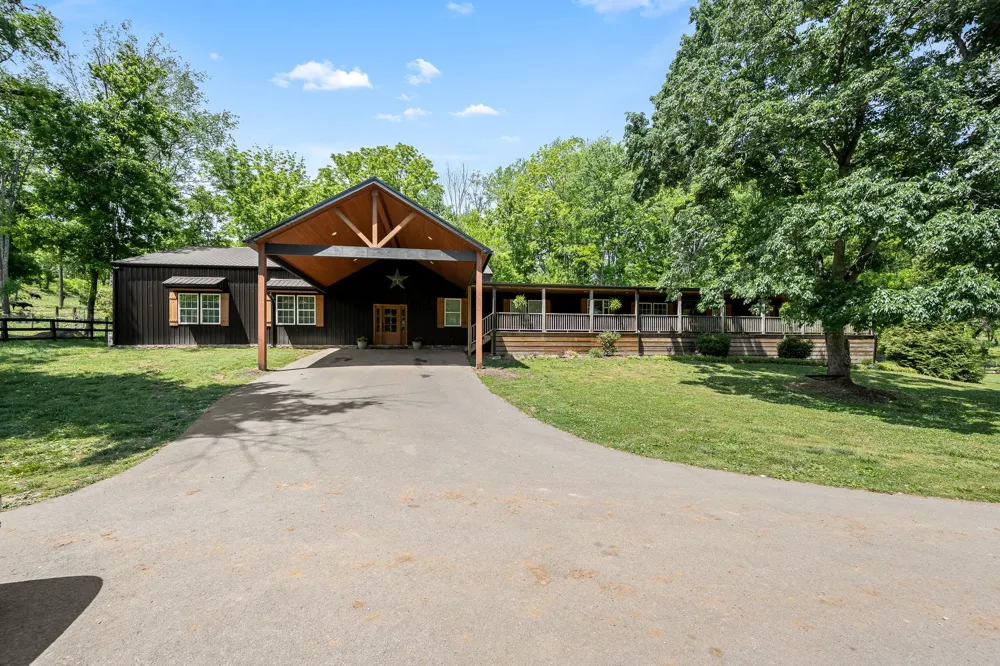 4303 Moore Ln Culleoka, TN 38451