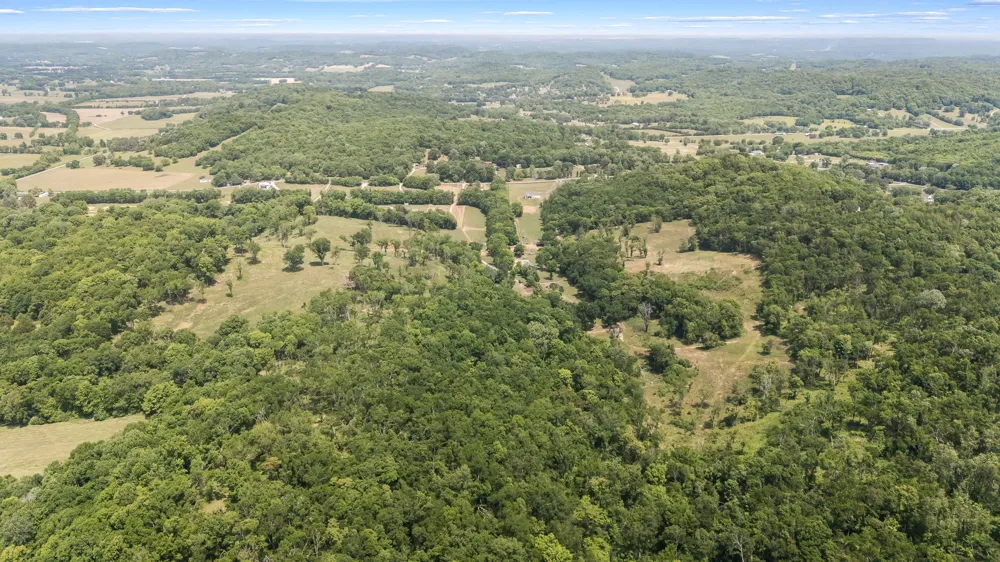 4303 Moore Ln Culleoka, TN 38451