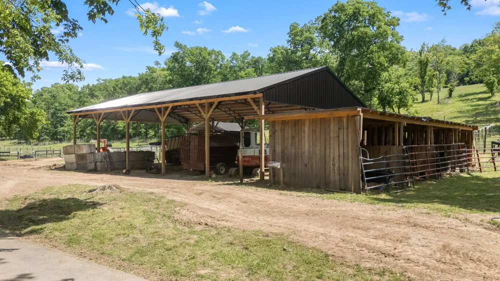 4303 Moore Ln Culleoka, TN 38451