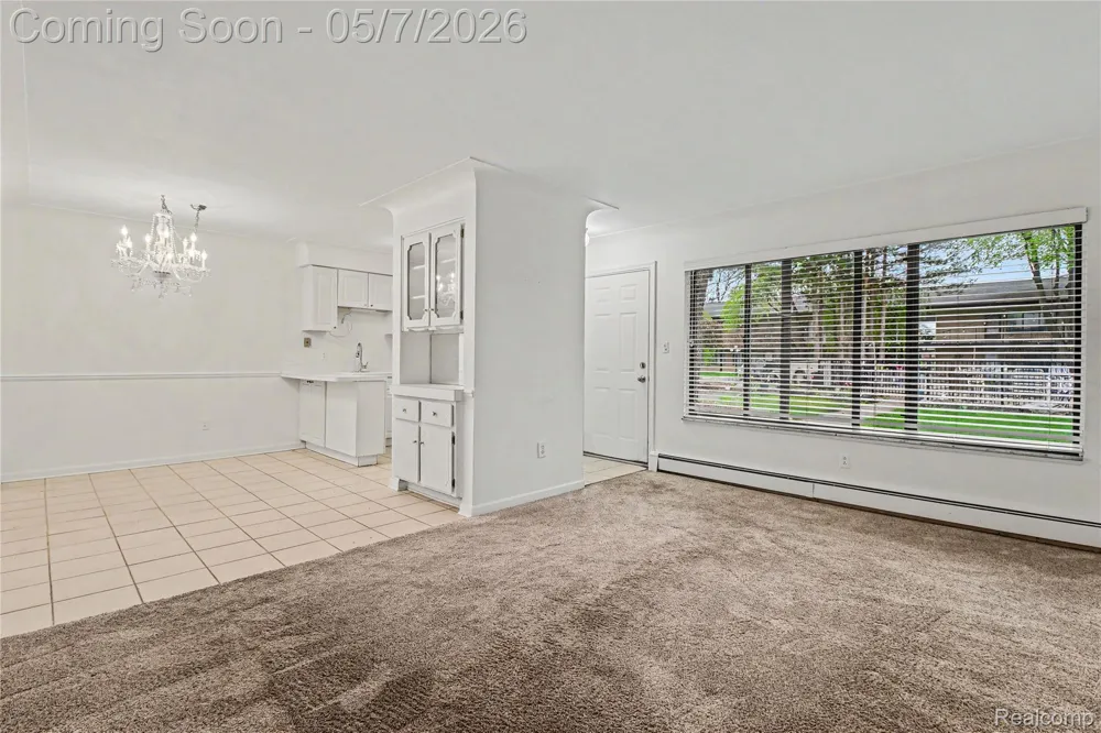 995 Cass Lake Road #144 Waterford Charter Township, MI 48328