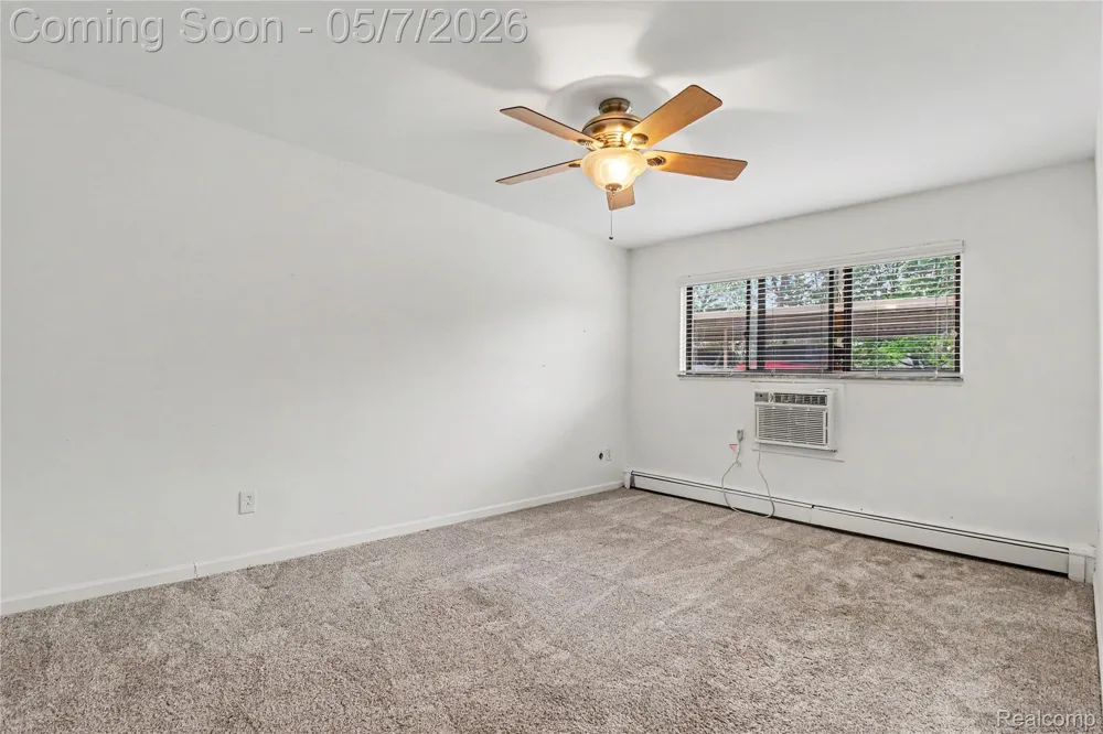 995 Cass Lake Road #144 Waterford Charter Township, MI 48328