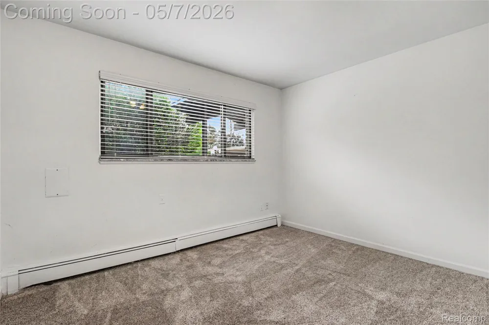 995 Cass Lake Road #144 Waterford Charter Township, MI 48328