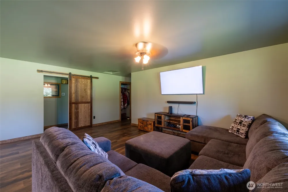 3452 State Route 508 Onalaska, WA 98570