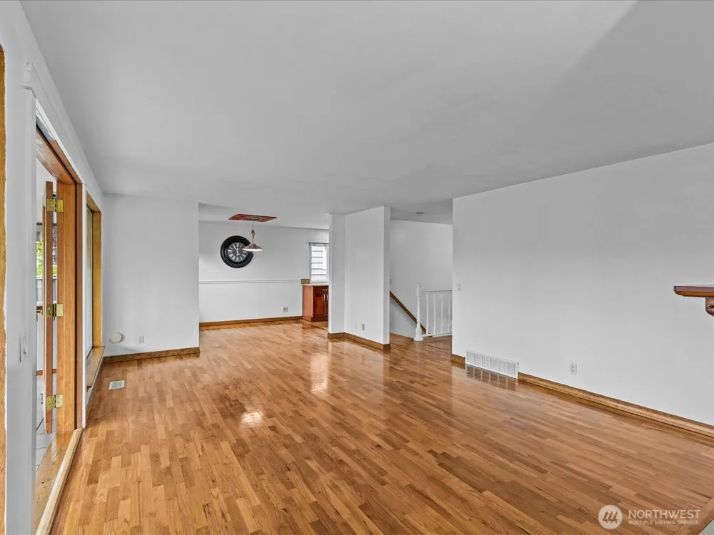 14445 5th Avenue S Burien, WA 98168