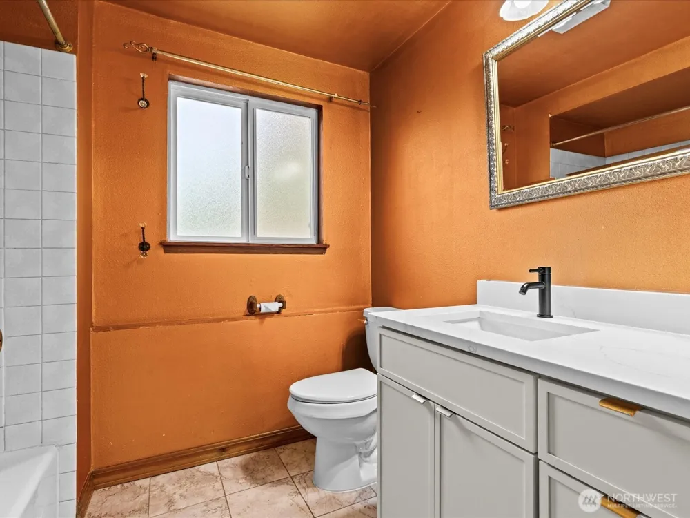 14445 5th Avenue S Burien, WA 98168